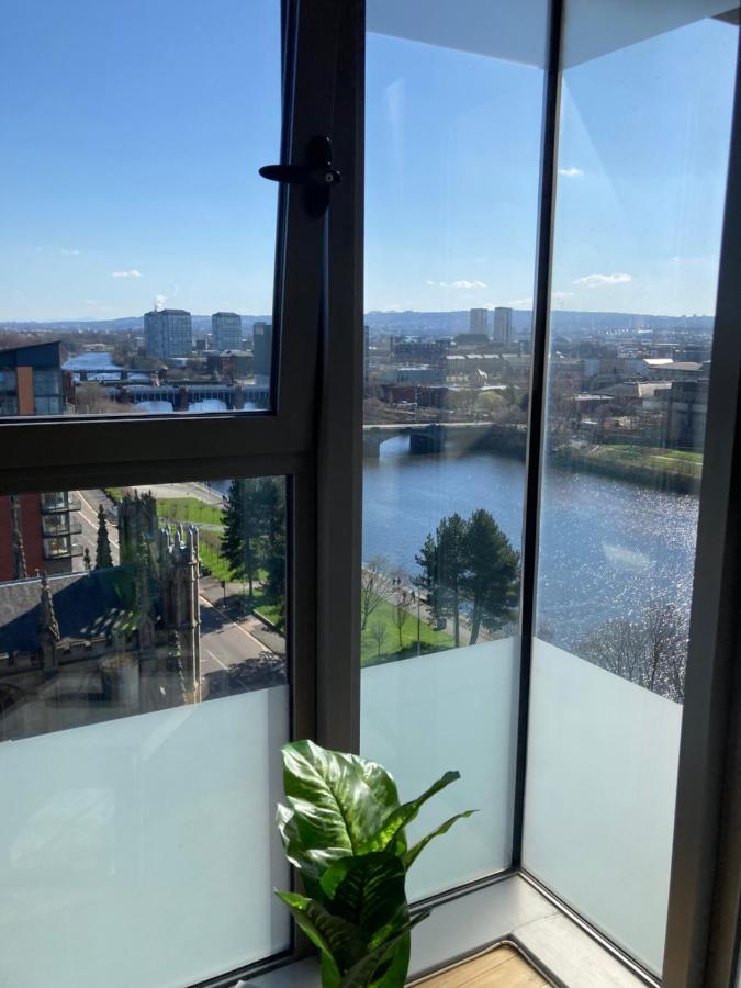 Riverview Apartments Glasgow Buitenkant foto